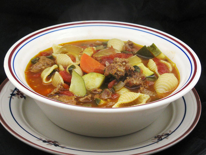 https://www.thetasteplace.com/wp-content/uploads/2015/05/slow-cooker-minestrone.jpg